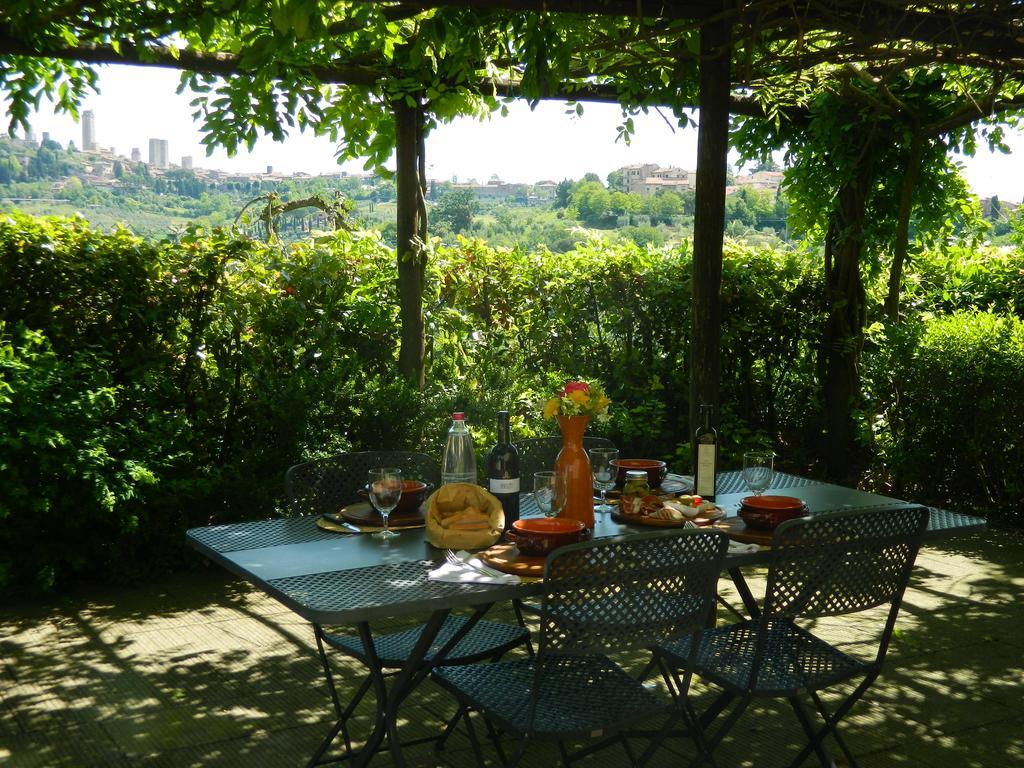 Agriturismo Raccianello Сан-Джиминьяно Экстерьер фото